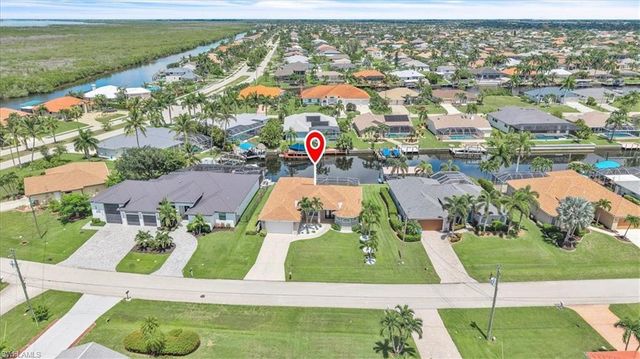 2909 SW 38th ST, Cape Coral, FL 33914