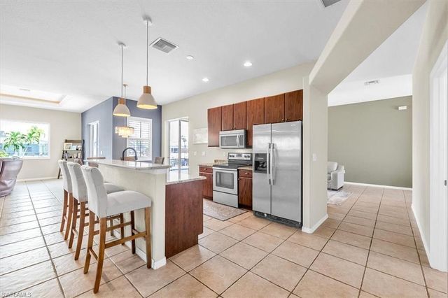 2909 SW 38th ST, Cape Coral, FL 33914