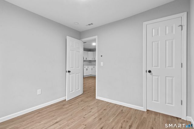 173 Shaw Street, New London, CT 06320