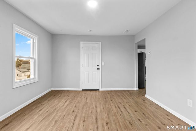 173 Shaw Street, New London, CT 06320