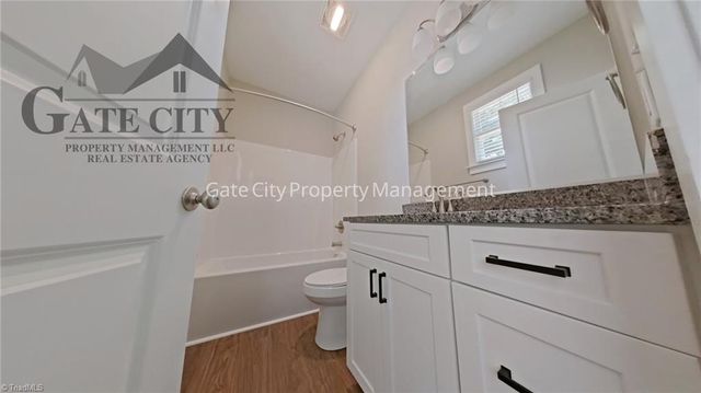 306 Oakwood Street B, High Point, NC 27262