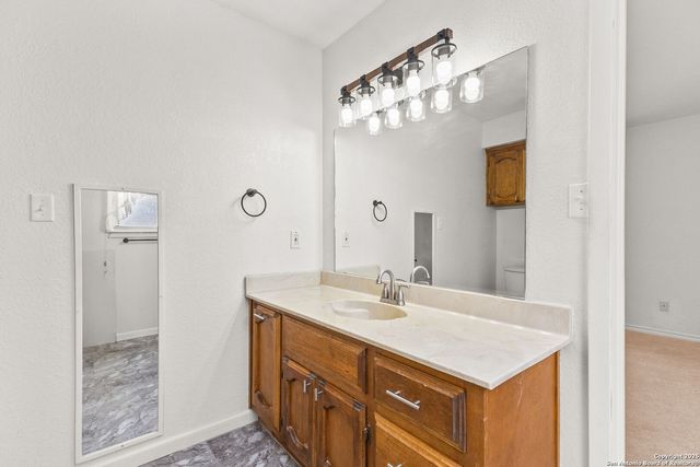 264 Pleasant Acres, Seguin, TX 78155