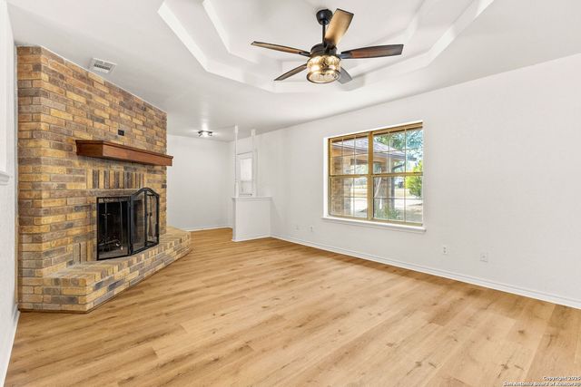 264 Pleasant Acres, Seguin, TX 78155