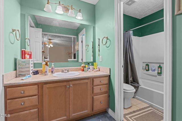 1870 Windlock Drive, Fayetteville, NC 28304