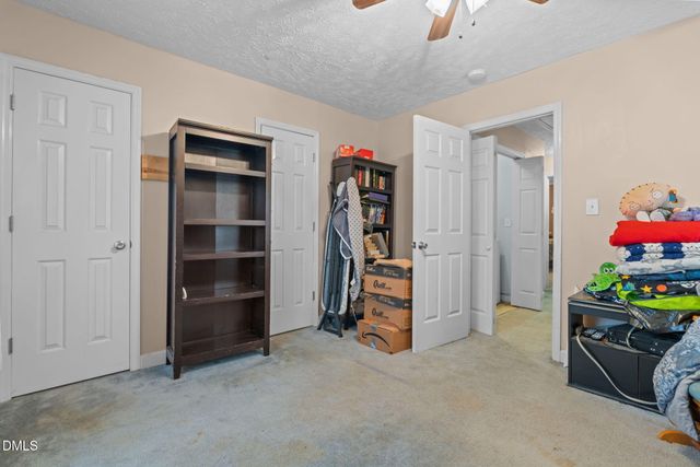 1870 Windlock Drive, Fayetteville, NC 28304