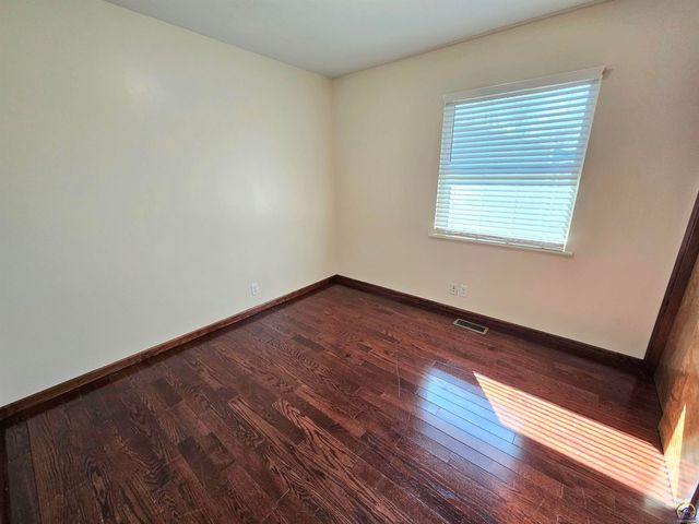 2301 SE Adams St, Topeka, KS 66605