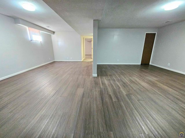 2301 SE Adams St, Topeka, KS 66605