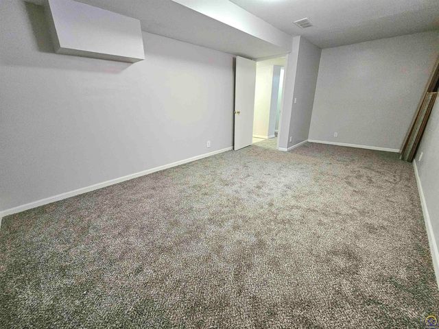 2301 SE Adams St, Topeka, KS 66605