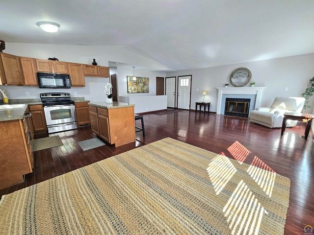 2301 SE Adams St, Topeka, KS 66605