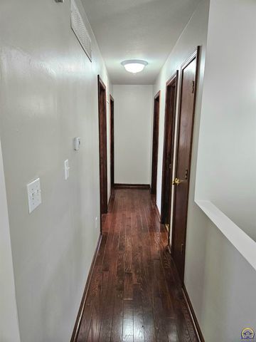 2301 SE Adams St, Topeka, KS 66605