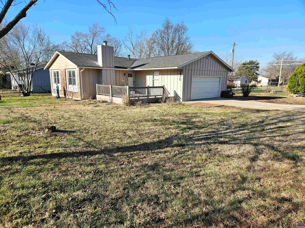 2301 SE Adams St, Topeka, KS 66605