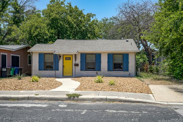 530 E MYRTLE ST, San Antonio, TX 78212