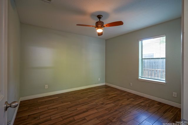 530 E MYRTLE ST, San Antonio, TX 78212