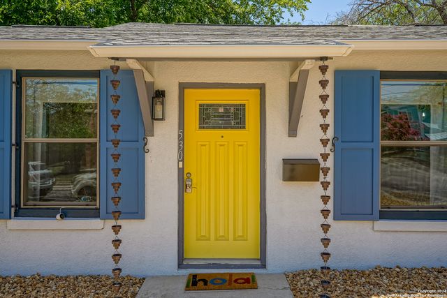 530 E MYRTLE ST, San Antonio, TX 78212