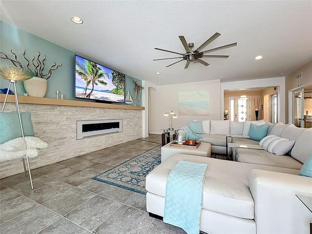 15208 LAS OLAS PLACE, Bradenton, FL 34212