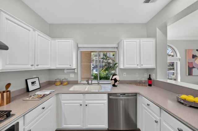 180 Espinosa Lane, Mountain View, CA 94043
