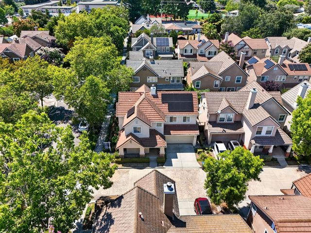 180 Espinosa Lane, Mountain View, CA 94043