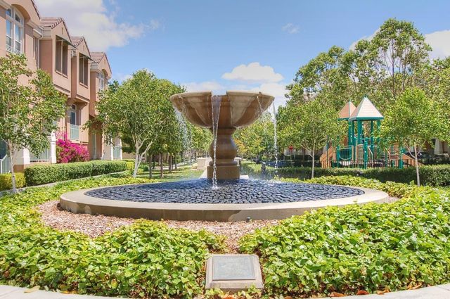 180 Espinosa Lane, Mountain View, CA 94043