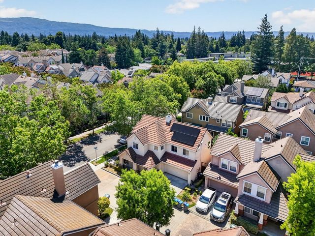 180 Espinosa Lane, Mountain View, CA 94043