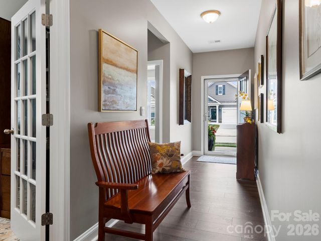 78 Fox Cove Road, Hendersonville, NC 28792