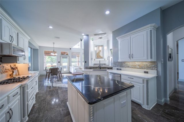 3762 Chesapeake Drive, Frisco, TX 75034