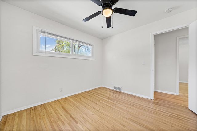 2134 Garnet Drive, Eagan, MN 55122