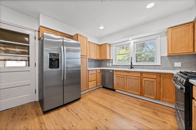 2134 Garnet Drive, Eagan, MN 55122