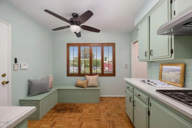 4733 Angeles Crest Highway, La Canada Flintridge, CA 91011
