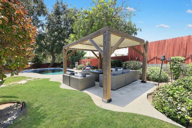 4733 Angeles Crest Highway, La Canada Flintridge, CA 91011