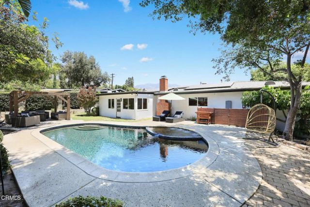 4733 Angeles Crest Highway, La Canada Flintridge, CA 91011