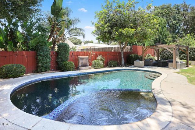 4733 Angeles Crest Highway, La Canada Flintridge, CA 91011