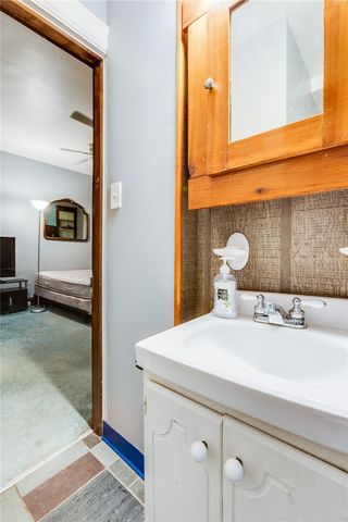 2242 Milligan Ave, Swissvale, PA 15218