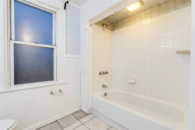 2242 Milligan Ave, Swissvale, PA 15218