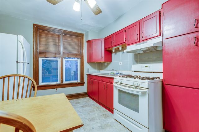 2242 Milligan Ave, Swissvale, PA 15218