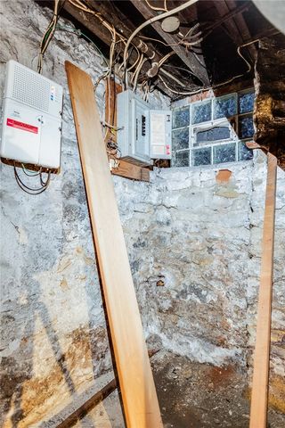 2242 Milligan Ave, Swissvale, PA 15218