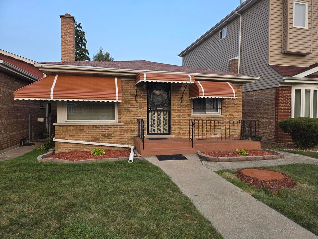 8441 S King Drive, Chicago, IL 60619