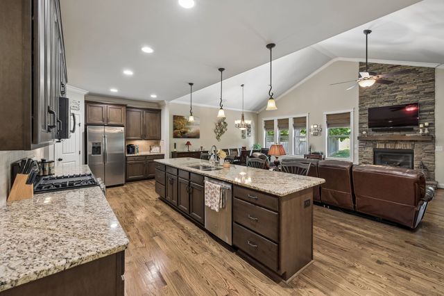 2553 Hessey Pass, Mount Juliet, TN 37122