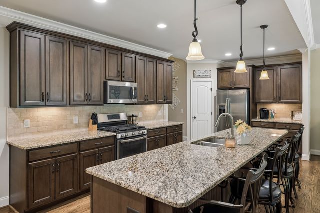 2553 Hessey Pass, Mount Juliet, TN 37122