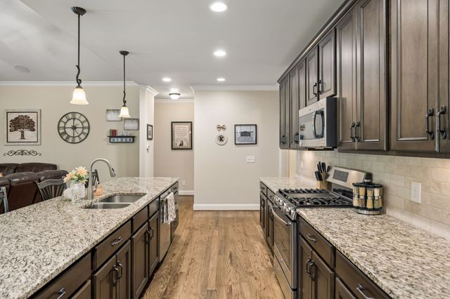 2553 Hessey Pass, Mount Juliet, TN 37122