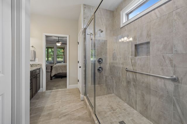 2553 Hessey Pass, Mount Juliet, TN 37122