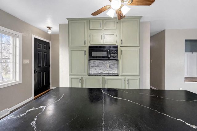 804 JOHN STREET, Menasha, WI 54952