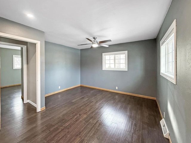 804 JOHN STREET, Menasha, WI 54952