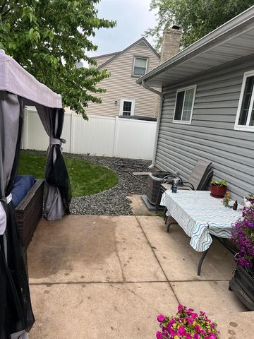 804 JOHN STREET, Menasha, WI 54952