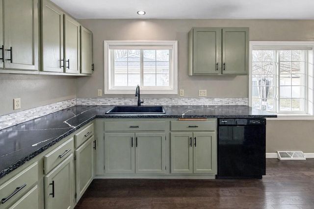 804 JOHN STREET, Menasha, WI 54952