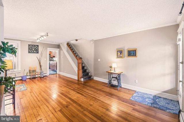 42 E WALL ST, Bethlehem, PA 18018