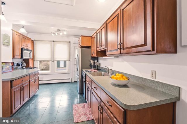 42 E WALL ST, Bethlehem, PA 18018