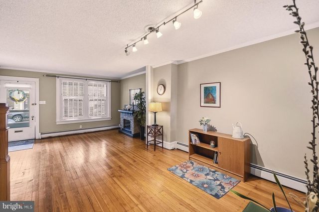 42 E WALL ST, Bethlehem, PA 18018