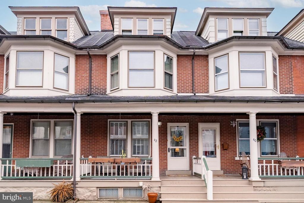 42 E WALL ST, Bethlehem, PA 18018