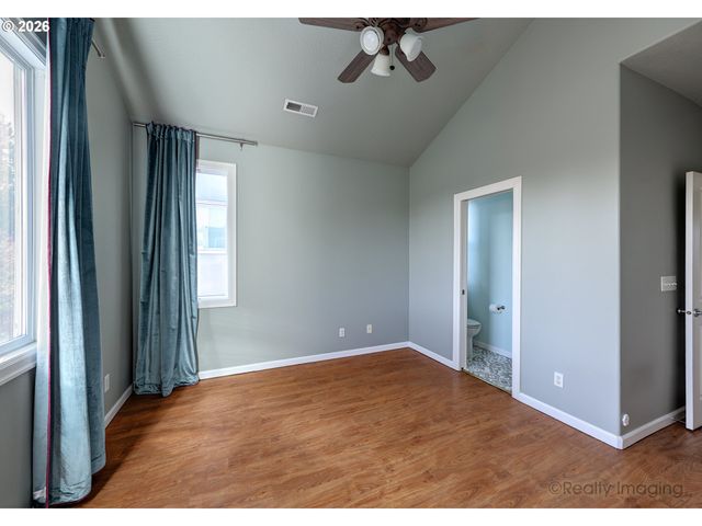 7122 Ne M L KING Blvd, Portland, OR 97211