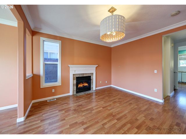 7122 Ne M L KING Blvd, Portland, OR 97211